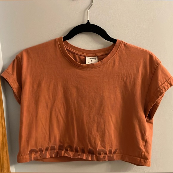 Bundle of two Gymshark crop t-shirt size medium - Picture 4 of 6